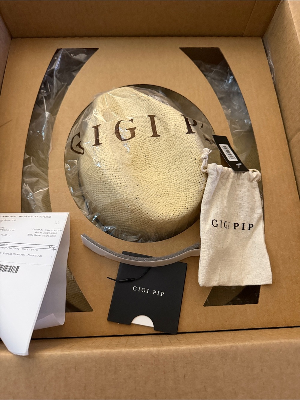 GIGI PIP Cream Straw Sun Hat with Band Pouch